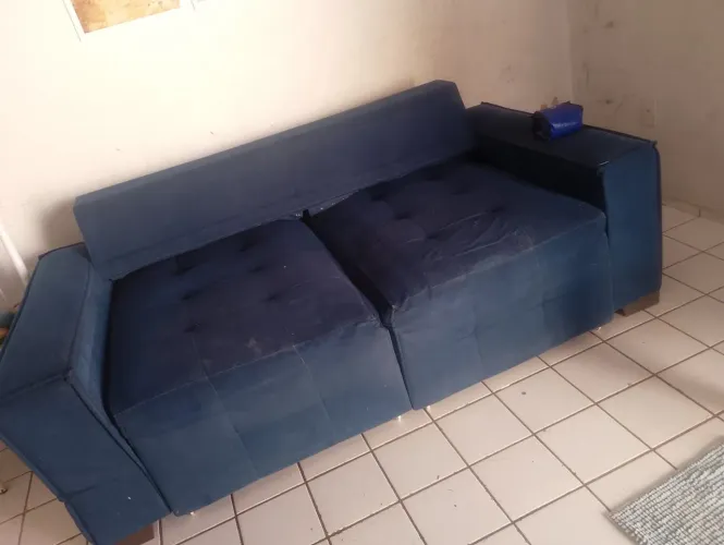 Sofá e guarda roupa