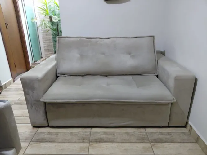 Vende-se sofá somente a vista, não parcelamos