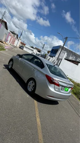 Hyundai HB20S Premium 1.6 Flex 16V Aut. 4P 2015