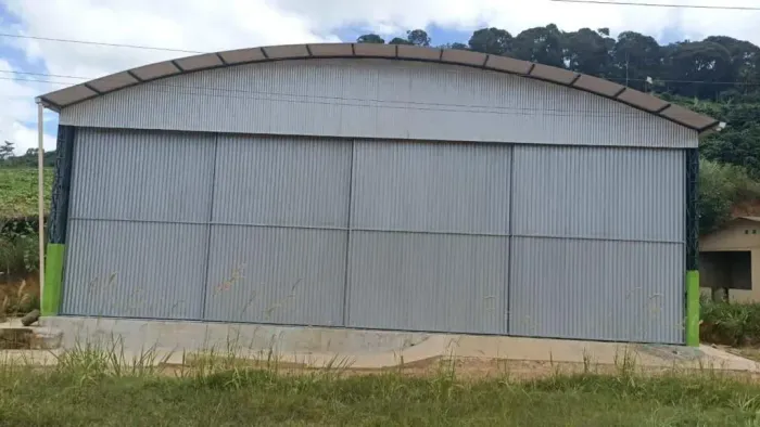 Imóvel para aluguel e venda tem 307 metros quadrados
