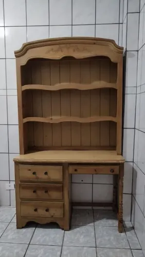 Armário multiuso rústico