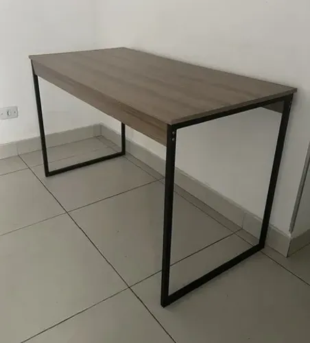 Escrivaninha para escritório