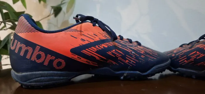 Chuteira Society Umbro Acid - TAM 37