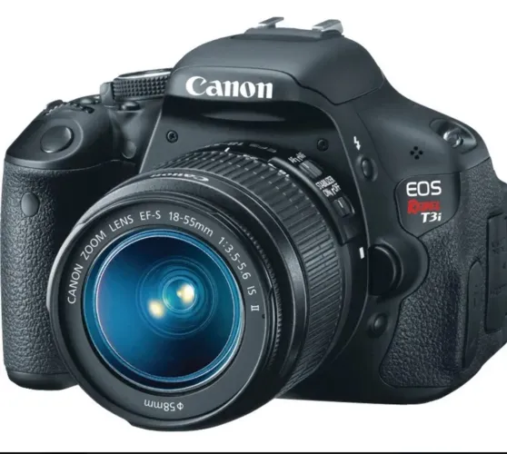 câmera canon eos t3i lente 18-55mm kit completo e original/ sem marcas de uso