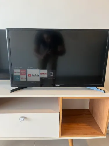 Tv Smart 32 polegadas | Samsung funcionando