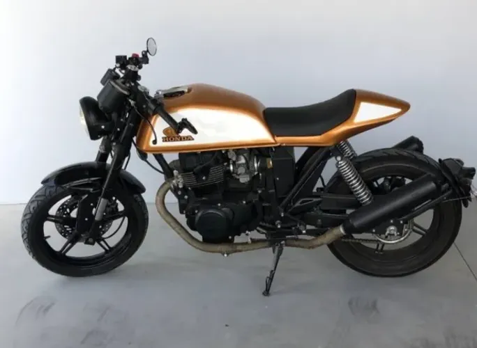 CB400 Cafe Racer