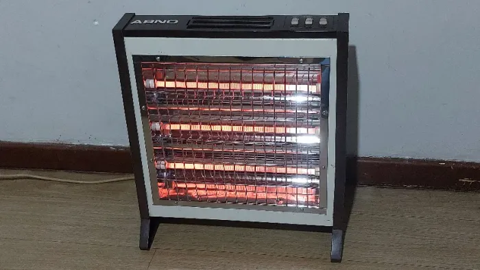 Aquecedor Elétrico Arno Aqa1350w - 3 temperaturas -110v - ac. pix