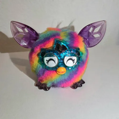 Furby Furbling Crystal Arco-íris (Não funciona)
