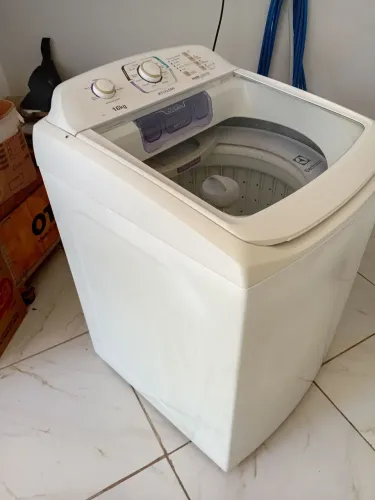 Vendo eletrolux 16kg funciona perfeitamente