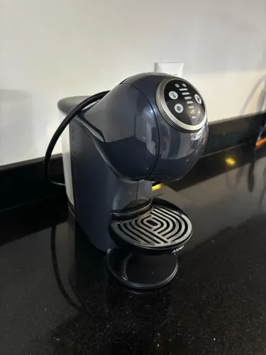 Cafeteira Dolce Gusto S Plus