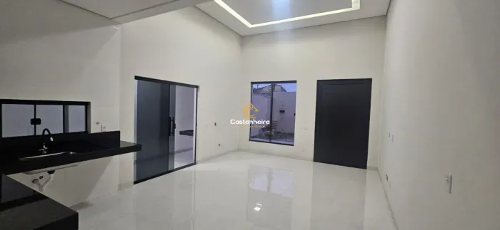 Casa Nova - 03 Quartos sendo 01 Suíte Plena com Closet - Plano Diretor Sul - Expansão Sul
