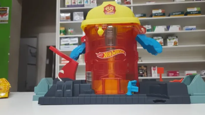 PISTA HOT WHEELS - SUPER QUARTEL DOS BOMBEIROS