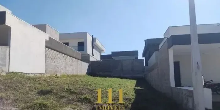 Terreno a venda no Condomínio Malibu