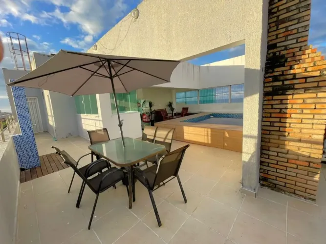 Apartamento em Cobertura Dúplex com Piscina Privativa e 3 dormitórios, 236 m² à venda por 