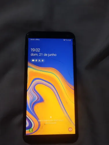 Celular Galaxy J6+