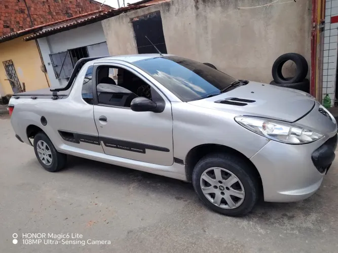 Peugeot Hoggar X-line 1.4 Flex 8V 2P 2013