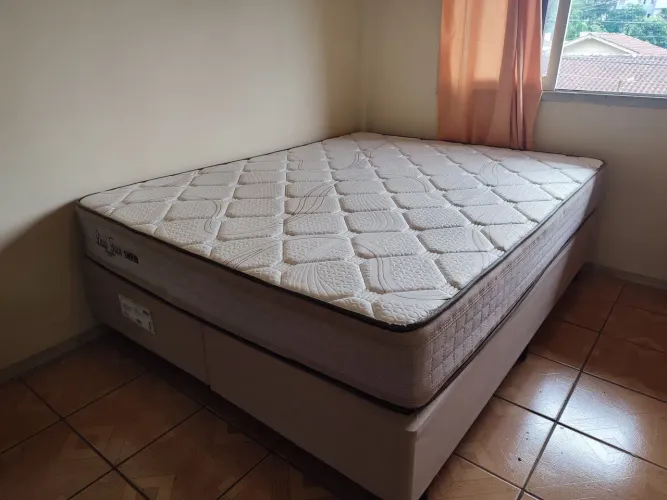 Cama box Queen size