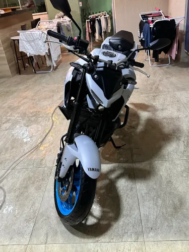 MT-03 Muito Nova ? Particular