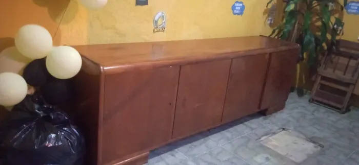 Aparador de madeira Buffet 