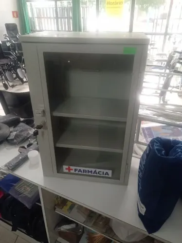 Armario de parede. (Novo) 