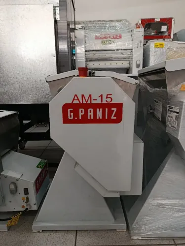 AMASSADEIRA SEMI RAPIDA 15KG G.PANIZ