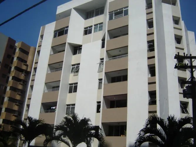 Apt grande P Verde - 3 quadras da Praia