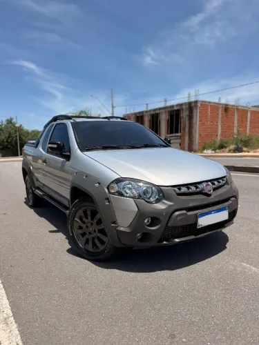 Fiat Strada Adventure 1.8/ 1.8 Locker Flex CE 2015