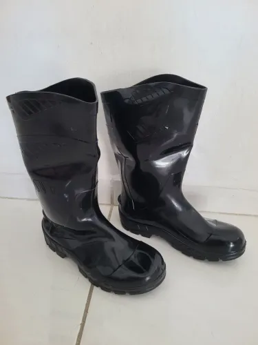 Bota Galocha nova número 40 