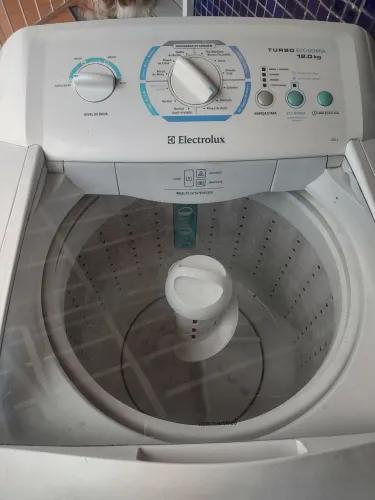 Vendo máquina de lavar roupa 