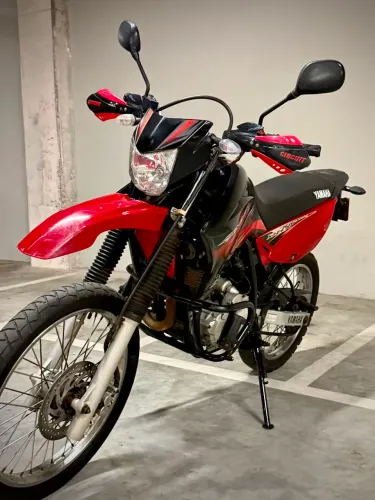 XTZ-250 LANDER 2012