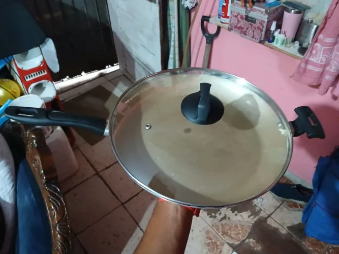 Frigideira antiaderente 