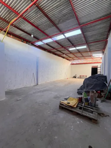 ALUGA-SE PONTO COMERCIAL 50m2 | DUPLO ACESSO | NESTOR SAMPAIO