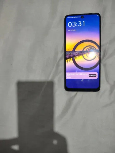 Vendo cel moto G 15,256 gigas , funcionando perfeitamente nenhum defeito, vai capa pelic