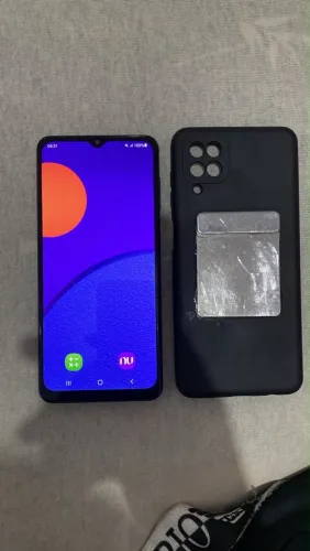 Samsung M12