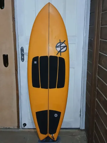 Prancha de surf fish 5'5
