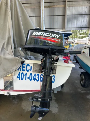 Motor Mercury 5 HP 