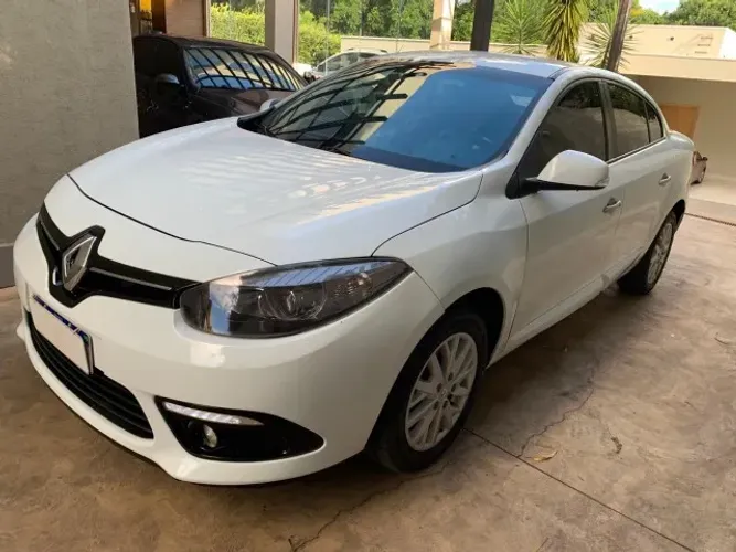 Renault Fluence Sed. Dyn. Plus 2.0 16V Flex Aut. 2016