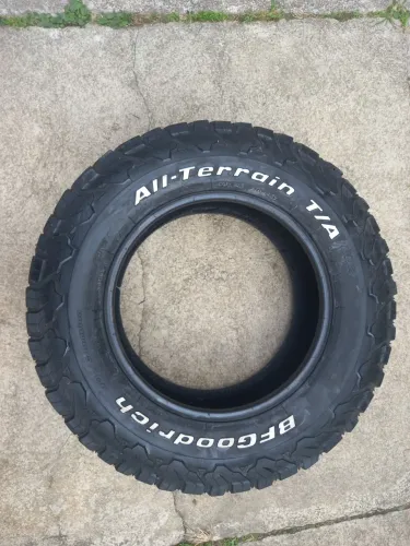 Pneus 265 /70 /18 ( 4 unidades )