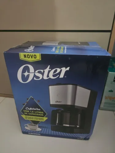 Cafeteira Oster Inox, 1,2L, 110V, Preto/Inox, 750W, OCAF600 