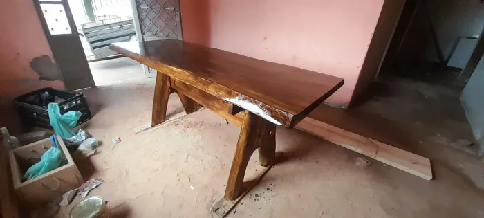 Mesa rústica 2m madeira maciça.