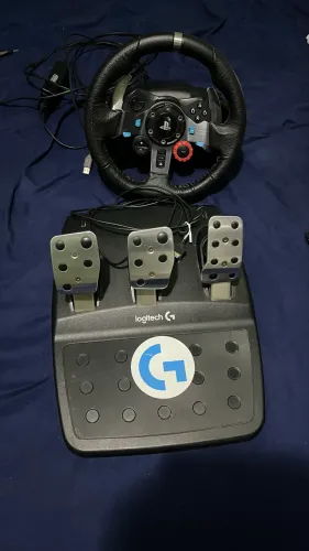Volante g29 com 4 meses de uso