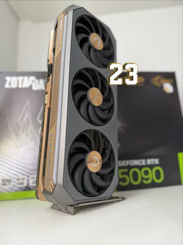 RTX 5090 32GB AMP @23GAMER_