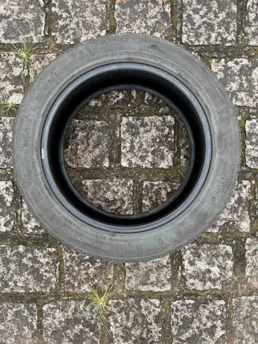 Par de pneus Itaro 225/55 R18 98V em bom estado