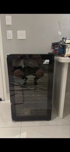 ADEGA CLIMATIZADA EOS COMPRESSOR 34 GARRAFAS