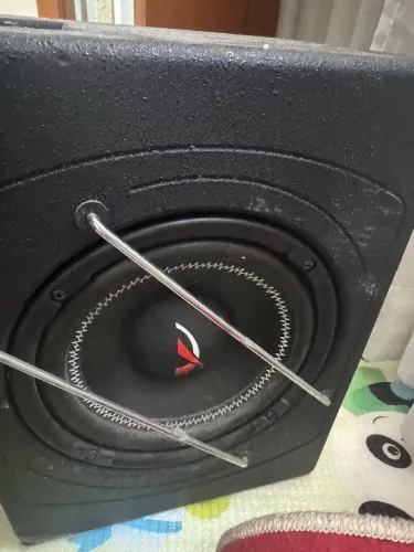 Caixa subwoofer 