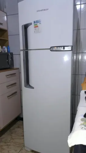 Geladeira Brastemp grande econômica