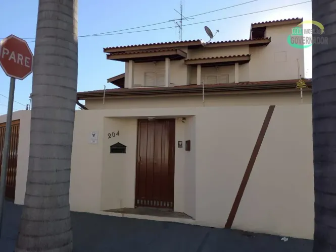 Sobrado para Locação 4 Quartos, 1 Suite, 4 Vagas, 207.3M², Bonfim, Campinas - SP