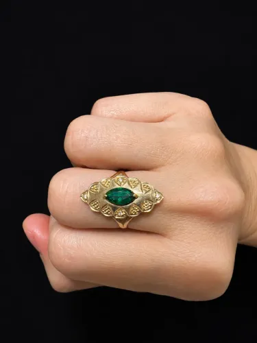 Anel marquise ouro 18k