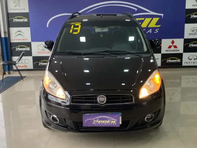 Fiat Idea Attractive 1.4 Fire Flex 8V 5P 2013