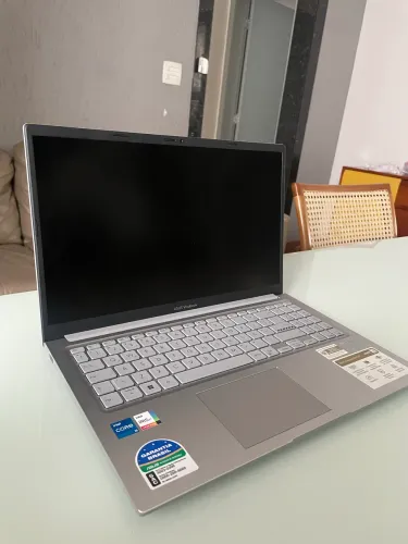 NOTEBOOK Á VENDA - ÓTIMO ESTADO